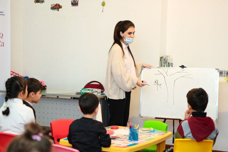 Günərzi qayğı mərkəzlərinə 700-dən çox uşaq cəlb olunub -  FOTO