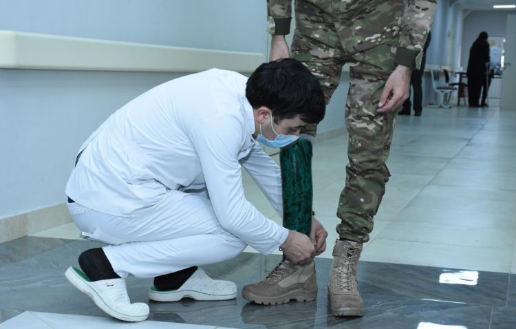 Vətən müharibəsində yaralanmış 160 hərbçi son nəsil protezlə təmin edilib