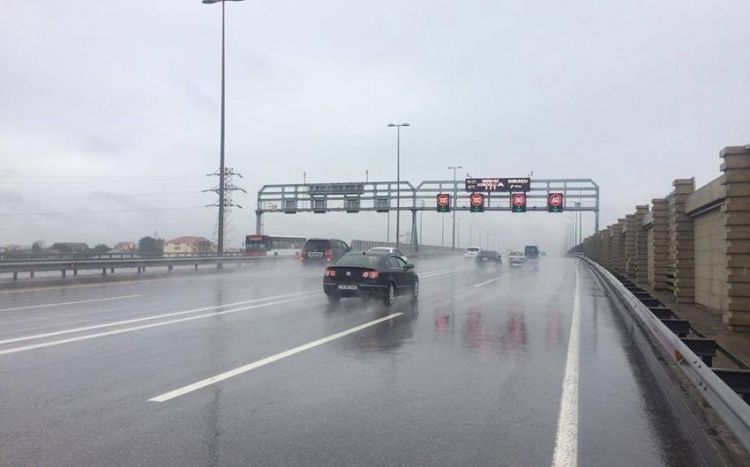Bəzi yollarda sürət həddi endirildi
