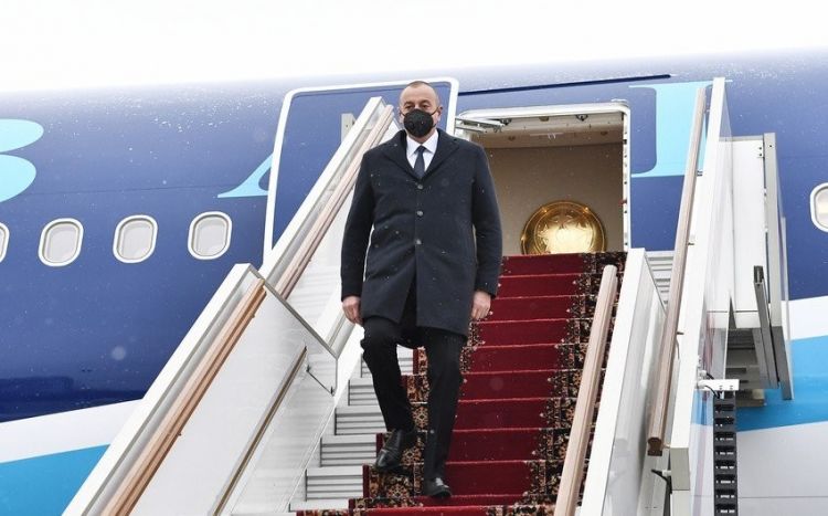 İlham Əliyev Türkmənistana gedib -  FOTO/VİDEO İlham Əliyev Türkmənistana gedib -  FOTO/VİDEO