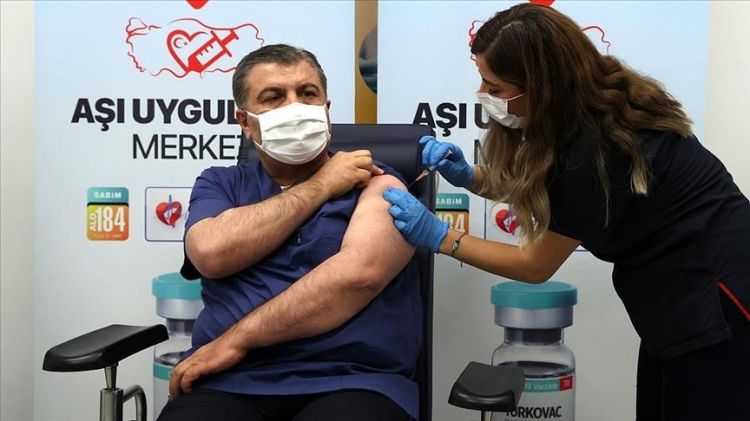 Türkiyənin Səhiyyə naziri buster doza üçün bu vaksini seçib
