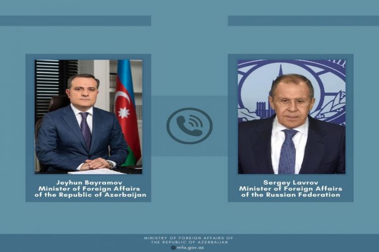 Ceyhun Bayramovla Lavrov Azərbaycan və Ermənistan ziyalılarının görüşünü müzakirə edib