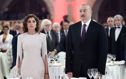 Mehriban Əliyevadan Yeni illə bağlı paylaşım -  FOTO