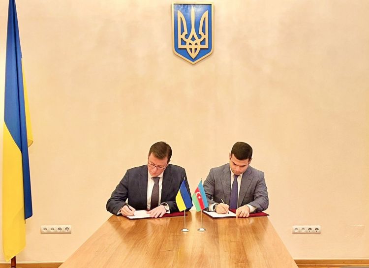 Azərbaycan və Ukrayna arasında qarşılıqlı investisiya barədə memorandum imzalanıb - VİDEO