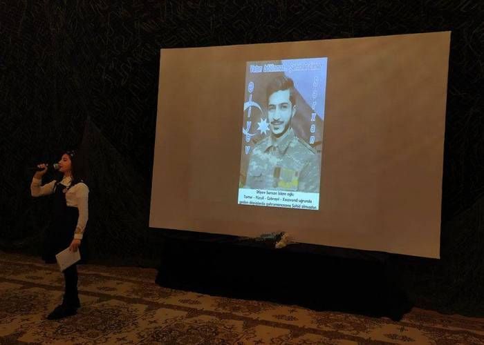 Şəhid Sərxan Əliyevin xatirəsinə həsr olunan anım mərasimi keçirilib - FOTO/VİDEO Şəhid Sərxan Əliyevin xatirəsinə həsr olunan anım mərasimi keçirilib - FOTO/VİDEO