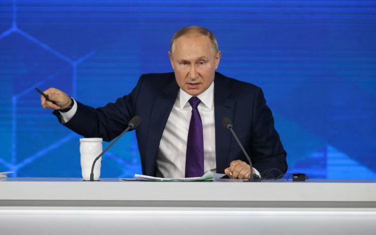 Ukrayna gərginliyi Putinə nə verir? -  “Bloomberg”