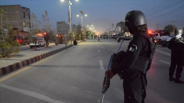 Pakistanda terrorçuların hücumu nəticəsində bir polis ölüb, ikisi yaralanıb