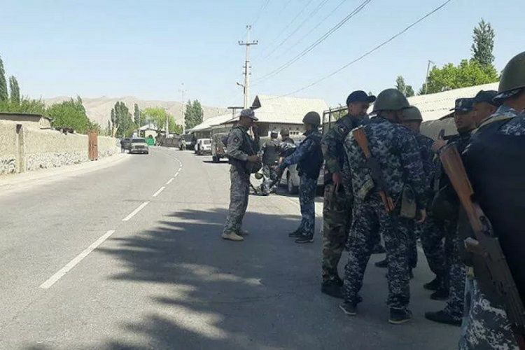 Qırğızıstan-Tacikistan sərhədində atışma olub, 6 hərbçi yaralanıb -  YENİLƏNİB