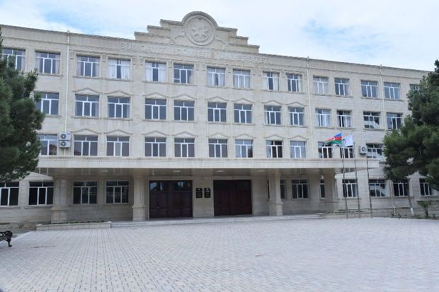 Azərbaycanda universitetin akkreditasiyası dayandırıldı -  SƏBƏB