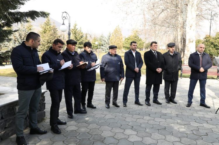 "Azəriqaz"ın rəhbər şəxsləri Şəkidə vətəndaşlarla görüşüb -  FOTO