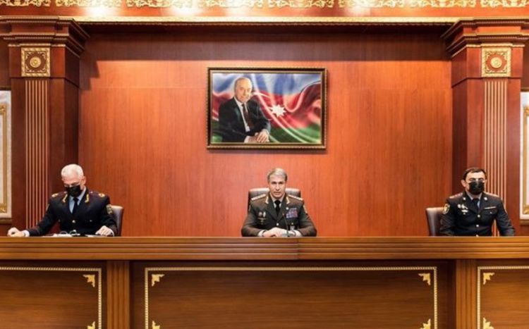 Nazir Çevik Polis Alayında müşavirə keçirdi