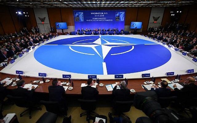 NATO Rusiyanı bütün qüvvələrini dərhal Ukraynadan çıxarmağa çağırır