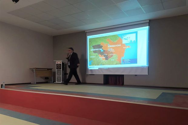 Kocaelidə şagirdlərə Xocalı soyqırımı barədə məlumat verilib -  FOTO
