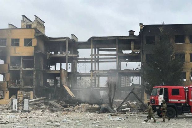Ukraynada hərbi hissə hücuma məruz qalıb: 70 hərbçi həyatını itirib -  FOTO/VİDEO