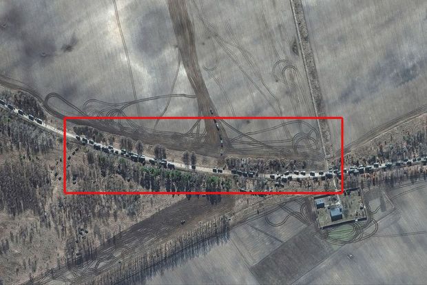Rusiya hərbçilərinin 64 kilometrlik karvanı Kiyevə doğru hərəkət edir -  FOTO