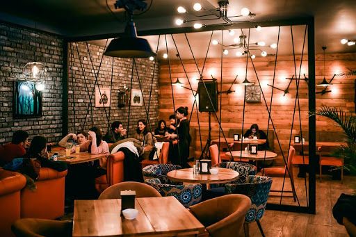 Restoran və kafelərin fəaliyyəti ilə bağlı bu  məhdudiyyət ləğv edildi