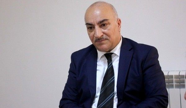 Deputat nazirlərdən Əli Əsədova şikayət etdi