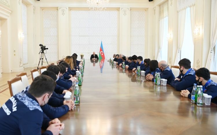 Prezident: "Bunu etiraf etmək nə qədər ağırdırsa..."