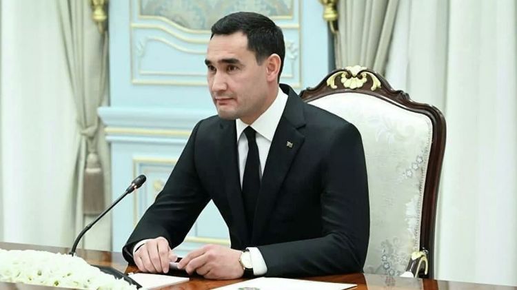 Sərdar Berdıməhəmmədov vəzifəsinin icrasına başlayıb