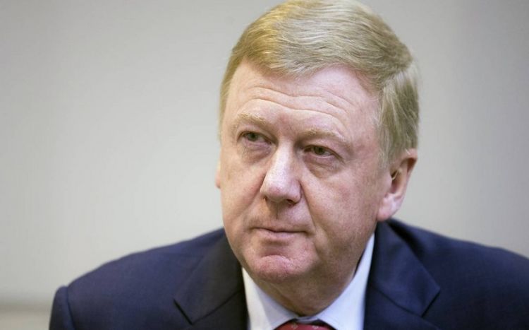Putin Çubaysla bağlı fərman imzalayıb