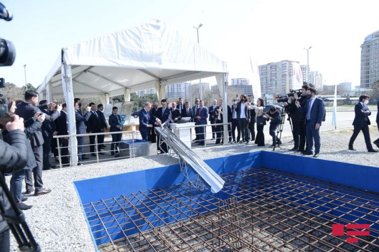 İtaliya-Azərbaycan Universitetinin təməli qoyulub -  FOTO