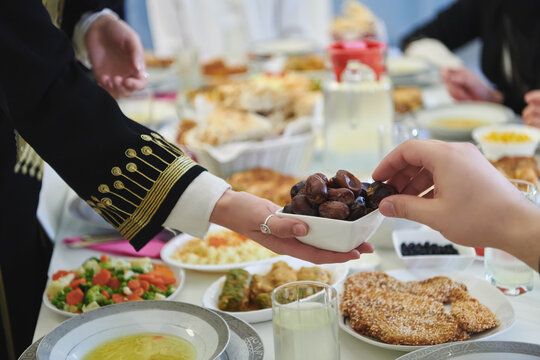 Ramazan ayının ikinci gününün imsak və iftar vaxtları 