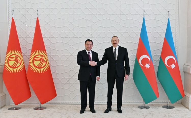 Azərbaycan və Qırğızıstan prezidentləri mətbuata bəyanatlarla çıxış ediblər -  Yenilənib Azərbaycan və Qırğızıstan prezidentləri mətbuata bəyanatlarla çıxış ediblər -  Yenilənib