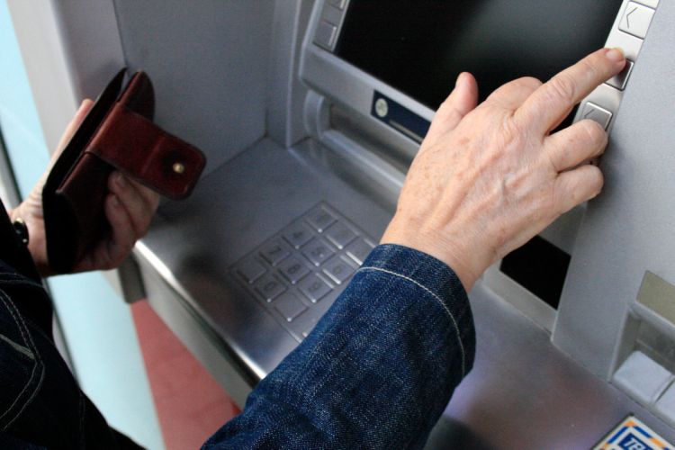 Sosial yardımların ödəniləcəyi vaxt  AÇIQLANDI