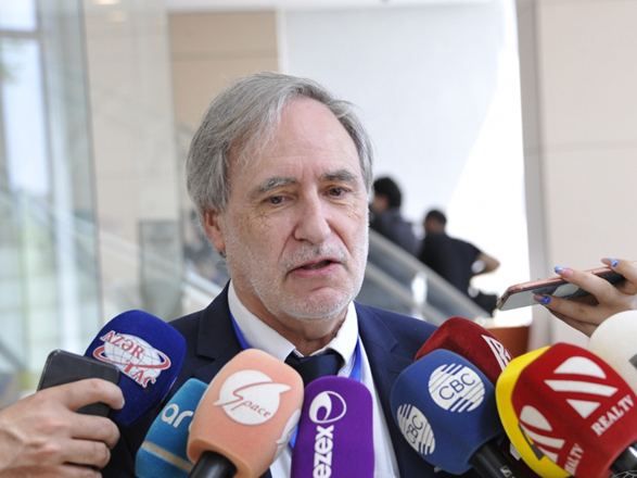 Azərbaycan və Fransa arasında ikitərəfli münasibətlərin inkişafı vacibdir - Jan-Mişel Brön Azərbaycan və Fransa arasında ikitərəfli münasibətlərin inkişafı vacibdir - Jan-Mişel Brön