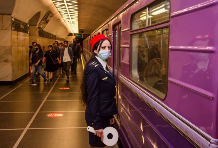 Metropolitendən tibbi maskalarla bağlı  açıqlama