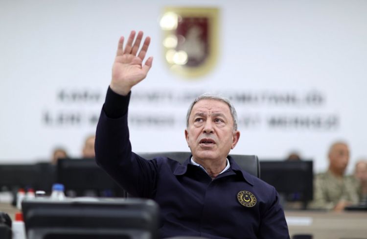 Hulusi Akar: "Pençe-Kilit"də 61 terrorçu məhv edilib Hulusi Akar: "Pençe-Kilit"də 61 terrorçu məhv edilib