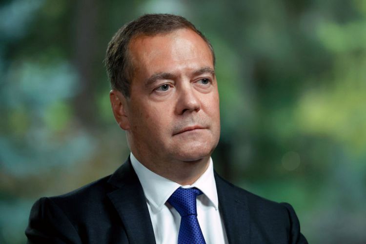 "Zelenskiyə sülh lazım deyil, çünki bu, onun...” Medvedev