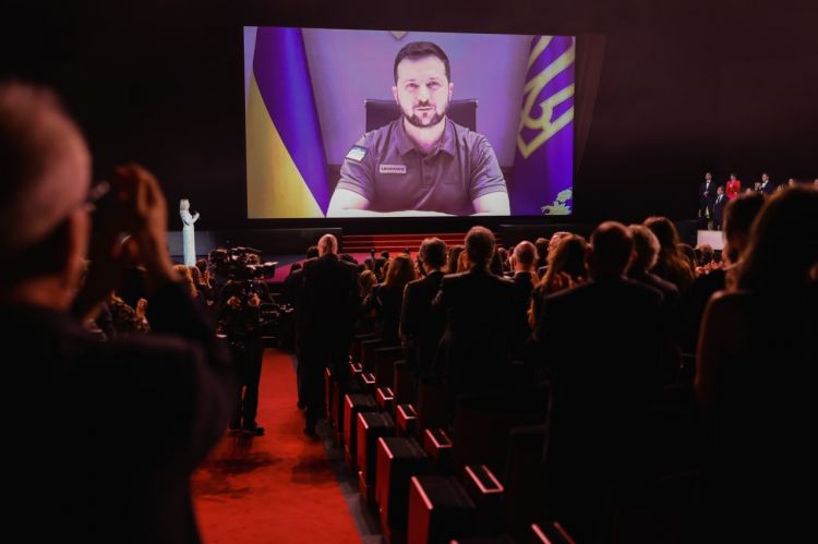 Zelenski Kann Film Festivalının açılışına qatıldı -  VİDEO