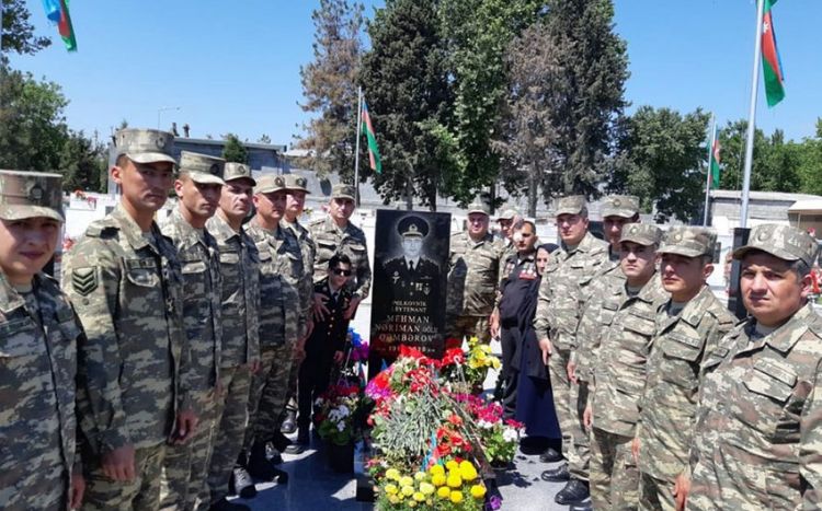 Şəhidlərin xatirəsinə həsr olunan anım mərasimləri keçirilib -  VİDEO Şəhidlərin xatirəsinə həsr olunan anım mərasimləri keçirilib -  VİDEO