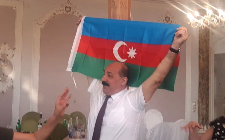 Həbsdən çıxan Şəmsi Səmədzadə yenə gündəmdə -  FOTO Həbsdən çıxan Şəmsi Səmədzadə yenə gündəmdə -  FOTO