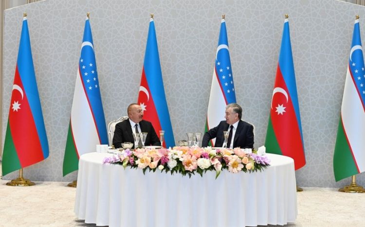 Azərbaycan Prezidentinin şərəfinə rəsmi ziyafət verilib