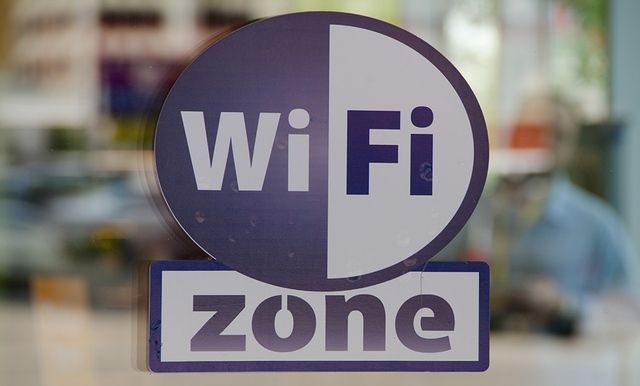 Paytaxtda bəzi ərazilərdə “pulsuz Wi-Fi” xidməti dayandırılır -  SİYAHI