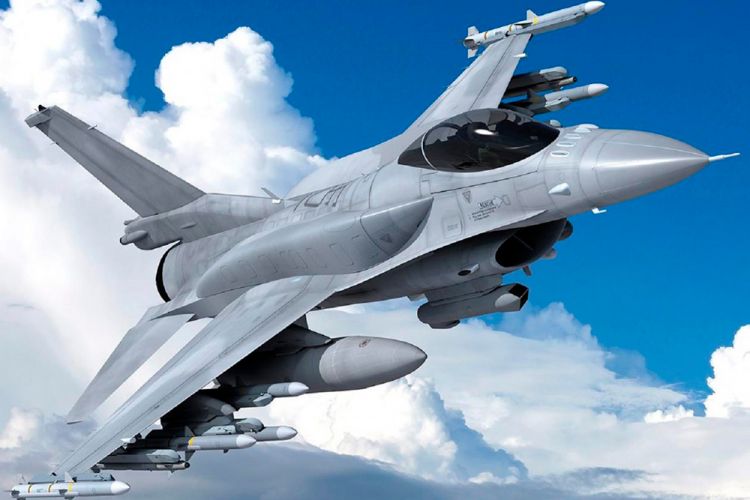 Ukrayna ABŞ-dan “F-16” qırıcılarının nə vaxt alınacağını açıqlayıb