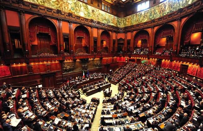 İtaliyada növbədənkənar parlament seçkilərinin tarixi açıqlandı