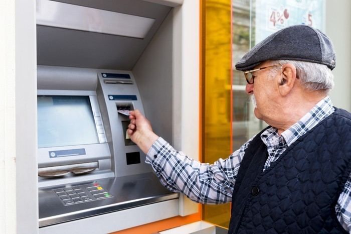 Avqust ayı üzrə pensiyaların ödəniləcəyi tarix açıqlandı