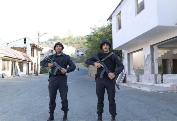 Azərbaycan polisi Laçında - FOTO