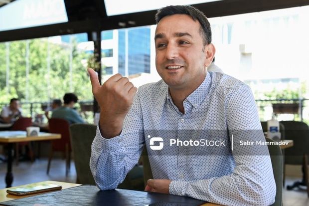 Tanzaniyada 5-6 min əvvəlin insanları ilə rastlaşdı: “Kasıbdırlar, amma hamı xoşbəxtdir” -  MÜSAHİBƏ Tanzaniyada 5-6 min əvvəlin insanları ilə rastlaşdı: “Kasıbdırlar, amma hamı xoşbəxtdir” -  MÜSAHİBƏ