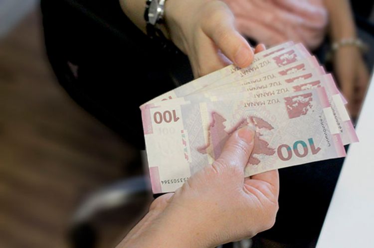 Müəllimlərdən pul tələb edən direktor işdən çıxarılıb Müəllimlərdən pul tələb edən direktor işdən çıxarılıb