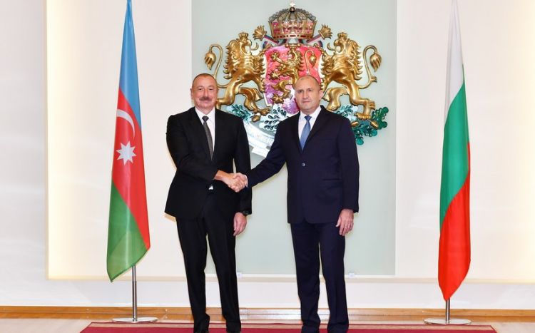 İlham Əliyev Bolqarıstan prezidenti ilə görüşüb