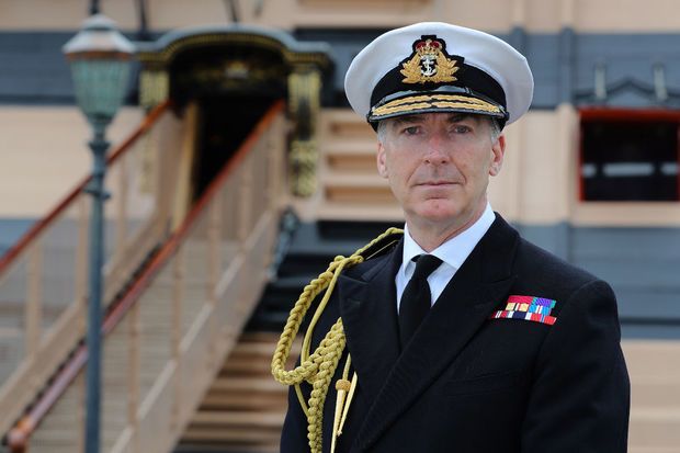 Britaniyalı admiral: “Putin kosmosdan Qərbin rabitə sistemlərinə hücum edə bilər”