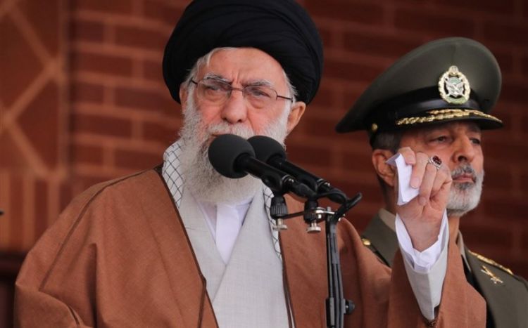 Xamenei üzə çıxdı: "İrandakı etirazları ABŞ və "muzdurları" törədir"