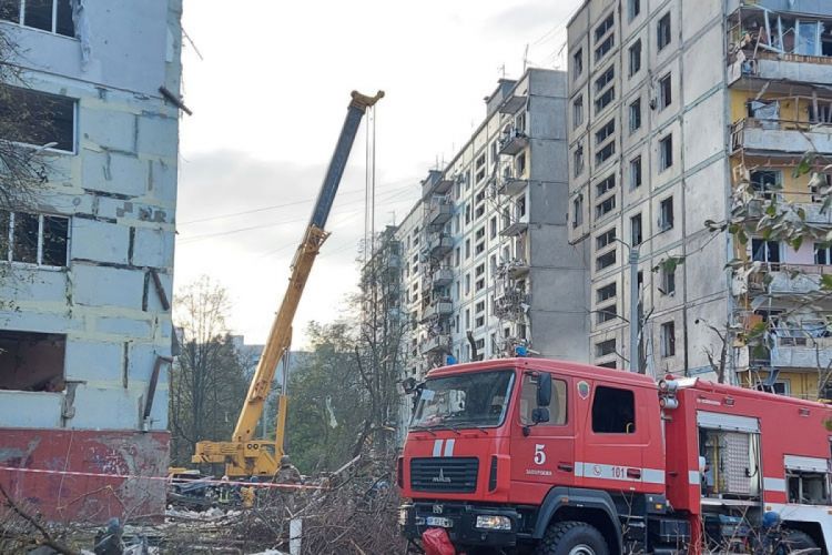Zaporojye şəhərinə 10 raket zərbəsi endirilib: 17 nəfər ölüb, onlarla yaralı var