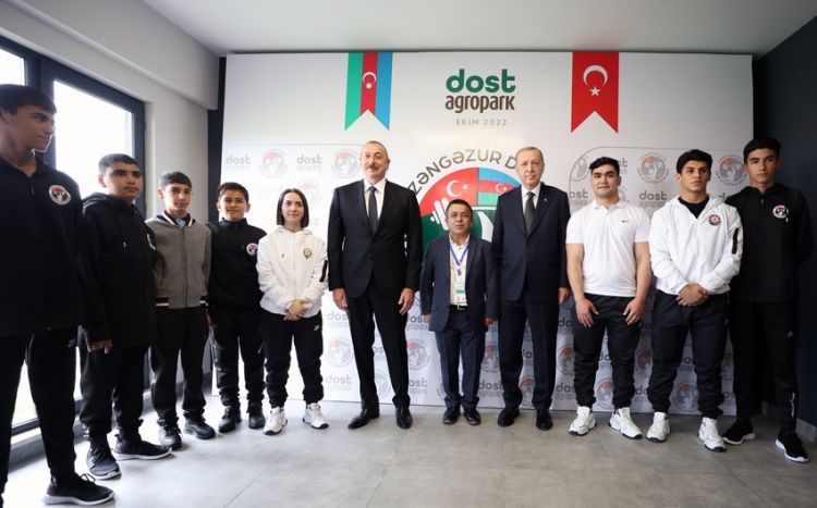 Əliyev və Ərdoğan Zəngilanda “Dost Aqropark”ın birinci mərhələsinin açılışında - YENİLƏNİB Əliyev və Ərdoğan Zəngilanda “Dost Aqropark”ın birinci mərhələsinin açılışında - YENİLƏNİB
