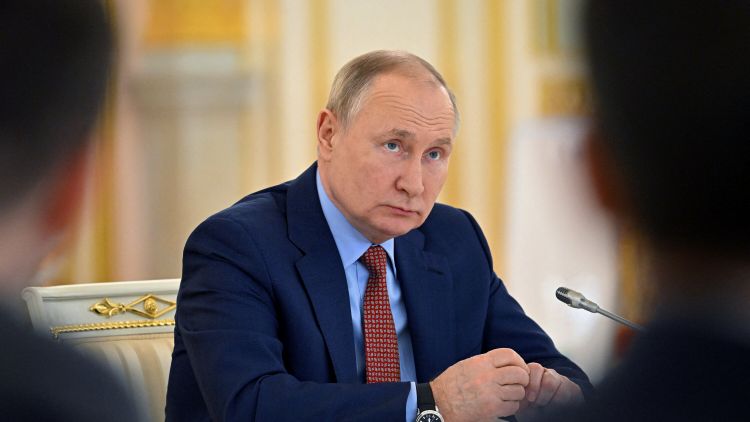 Putin: "İrəvanla Bakı arasında  münaqişəyə son qoyulmalıdır"