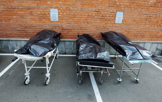 Ukrayna itkin düşən daha 42  hərbçisinin cəsədini geri qaytarıb Ukrayna itkin düşən daha 42  hərbçisinin cəsədini geri qaytarıb